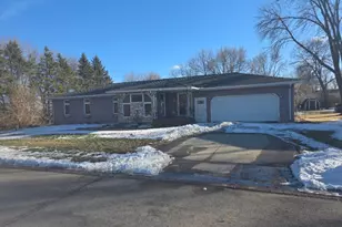 15 Birch Ave, Bird Island, MN 55310 - Photo 1