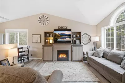 1441 141st Avenue, New Richmond, WI 54017 - Photo 6