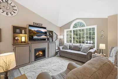 1441 141st Avenue, New Richmond, WI 54017 - Photo 2