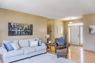 1874 Tierney Dr, Hastings, MN 55033 - Photo 12