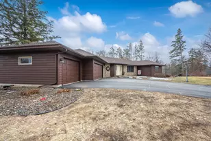 220 W Lower Pine Lake Ct, Star Prairie, WI 54026 - Photo 8