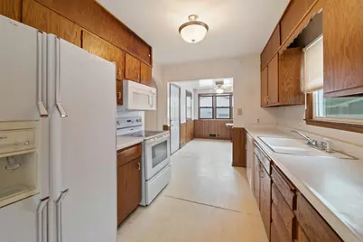 1368 Hartford Avenue, Saint Paul, MN 55116 - Photo 10