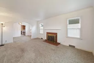 1368 Hartford Ave, Saint Paul, MN 55116 - Photo 6