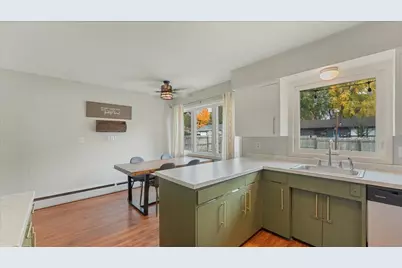 228 Terrace Drive SW, Willmar, MN 56201 - Photo 10