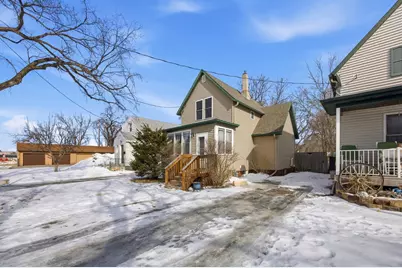 212 11th Street S, Moorhead, MN 56560 - Photo 2