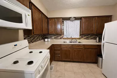 2047 Nokomis Avenue, Saint Paul, MN 55119 - Photo 4