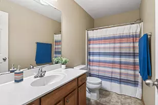 1845 Columbia Ln, Chanhassen, MN 55317 - Photo 16