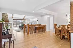 9773 Wedgewood Cir, Woodbury, MN 55125 - Photo 10