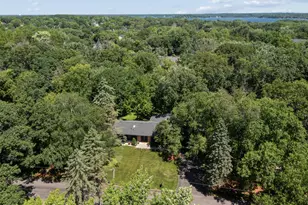 443 Salem Pl, Mahtomedi, MN 55115 - Photo 4