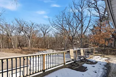 1850 Briarwood Avenue, Mahtomedi, MN 55115 - Photo 8
