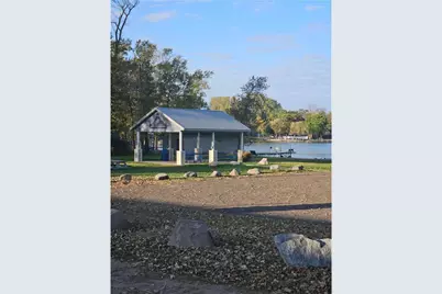 902 Marion Street, Waterville, MN 56096 - Photo 16