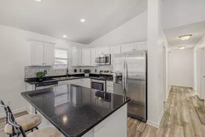 850 Lakewood Trail, Norwood Young America, MN 55397 - Photo 4