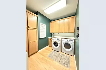 707 43rd Avenue S, Moorhead, MN 56560 - Photo 34