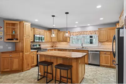 30945 Irene Avenue, Lindstrom, MN 55045 - Photo 6