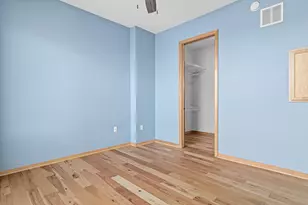 240 Spring St, Saint Paul, MN 55102 - Photo 16