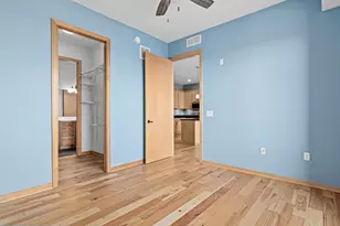 240 Spring St, Saint Paul, MN 55102 - Photo 18