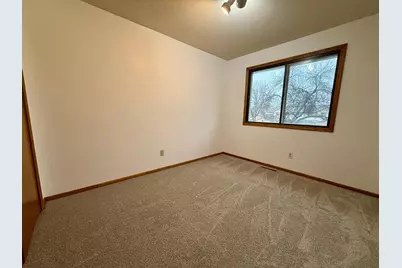 8541 S Pond Trail, Champlin, MN 55316 - Photo 10