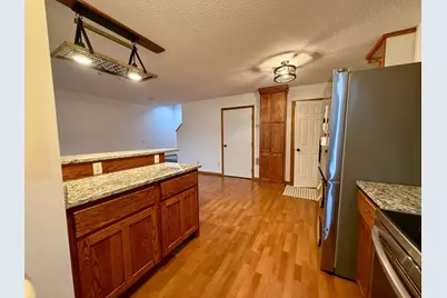 8541 S Pond Trail, Champlin, MN 55316 - Photo 6