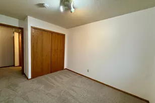 8541 S Pond Trail, Champlin, MN 55316 - Photo 10