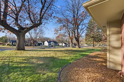 3100 Noble Avenue N, Golden Valley, MN 55422 - Photo 24