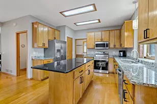 17126 Jonathan Ct, Lakeville, MN 55044 - Photo 14