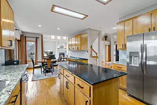 17126 Jonathan Ct, Lakeville, MN 55044 - Photo 16