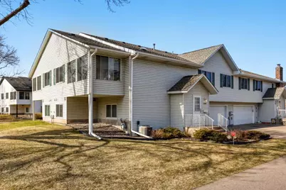 3716 Gershwin Lane N, Oakdale, MN 55128 - Photo 2