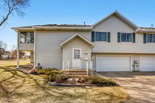 3716 Gershwin Ln N, Oakdale, MN 55128 - Photo 4