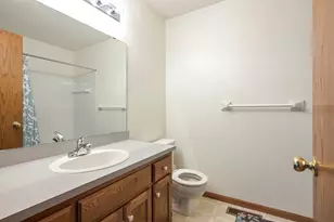 7630 13th St N, Oakdale, MN 55128 - Photo 12