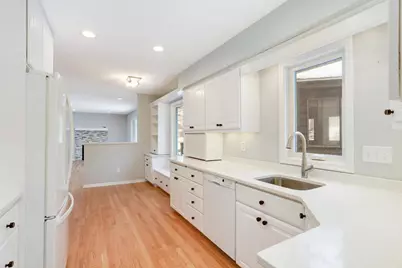 8324 29th Avenue N, New Hope, MN 55427 - Photo 6