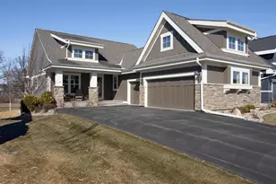 6406 Timber Arch Dr, Chaska, MN 55318 - Photo 2