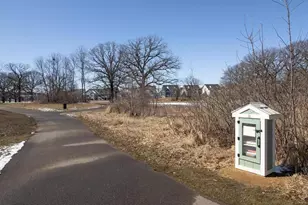 6406 Timber Arch Dr, Chaska, MN 55318 - Photo 44