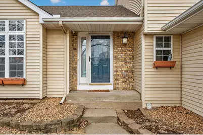 392 Pendryn Hill Curve, Woodbury, MN 55125 - Photo 4