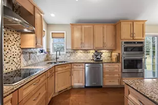 392 Pendryn Hill Curve, Woodbury, MN 55125 - Photo 18