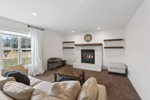 392 Pendryn Hill Curve, Woodbury, MN 55125 - Photo 20