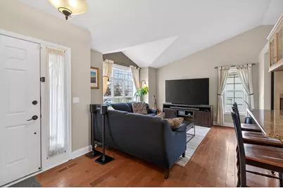 392 Pendryn Hill Curve, Woodbury, MN 55125 - Photo 6