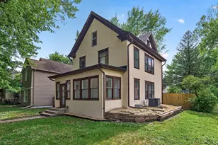 2900 30th Ave S, Minneapolis, MN 55406 - Photo 1