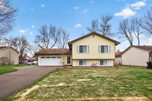 3326 116th Ln NW, Coon Rapids, MN 55433 - Photo 2