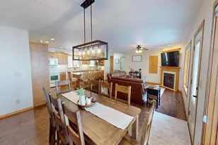 64562 270th St, Alden, MN 56009 - Photo 6