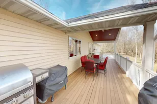 64562 270th St, Alden, MN 56009 - Photo 10