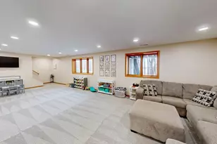 64562 270th St, Alden, MN 56009 - Photo 32