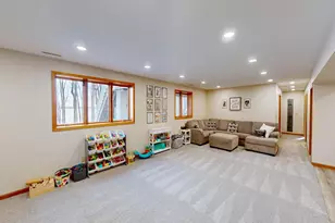 64562 270th St, Alden, MN 56009 - Photo 30