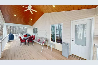 64562 270th Street, Alden, MN 56009 - Photo 8