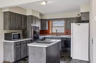 450 Hill Ave, Star Prairie, WI 54026 - Photo 16