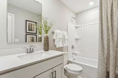 5325 Long Pointe Pass, Woodbury, MN 55129 - Photo 18