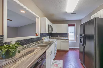 411 Oak Avenue SE, Montgomery, MN 56069 - Photo 18