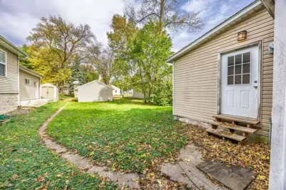 411 Oak Avenue SE, Montgomery, MN 56069 - Photo 34