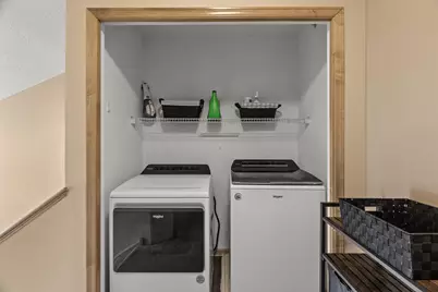 1666 Village Trail E #6, Maplewood, MN 55109 - Photo 14