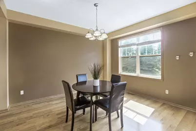 1666 Village Trail E #6, Maplewood, MN 55109 - Photo 8