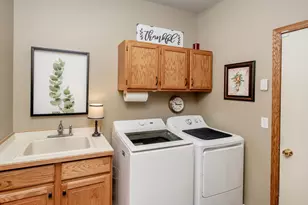 1560 Glenbeigh Knolls, Woodbury, MN 55125 - Photo 14